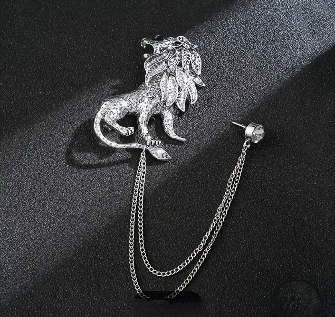 Lion Lapel Pin