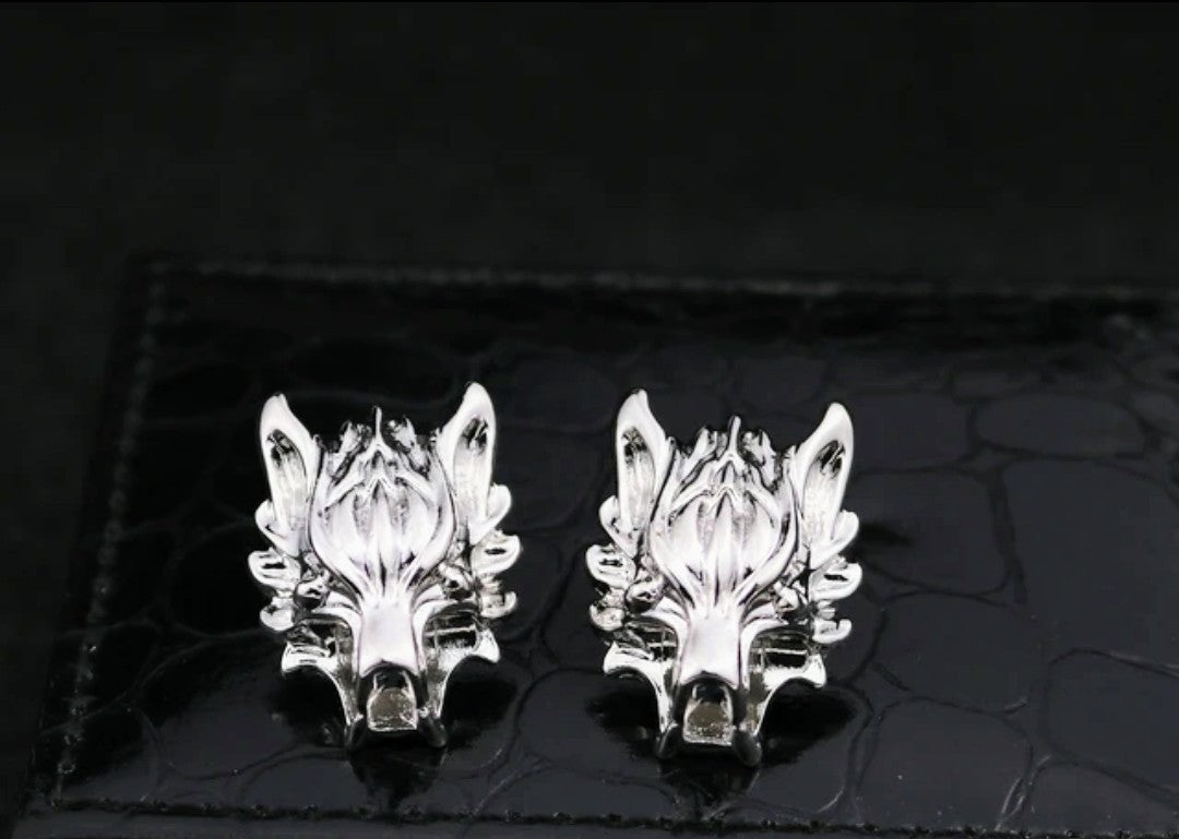 Wolf Collar Pins